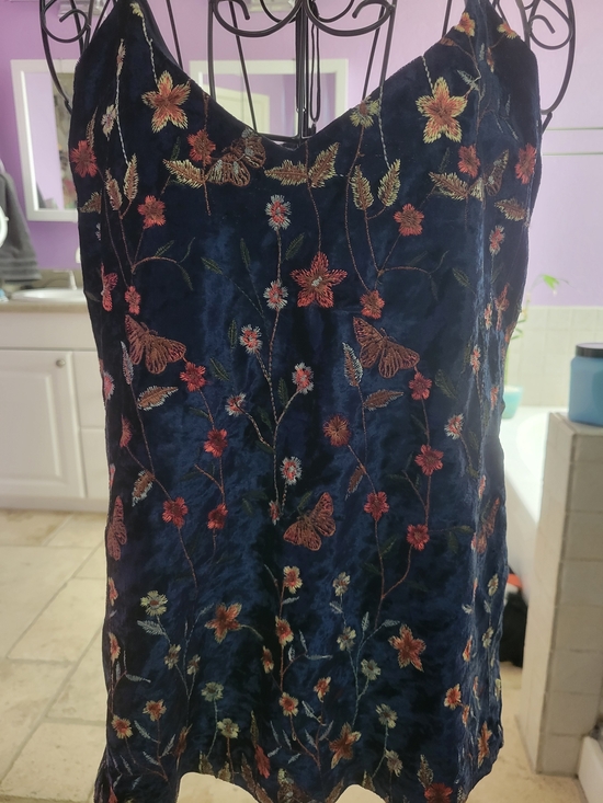 Floral Embroidered Navy Velvet Cami Top - Picture 2 of 12